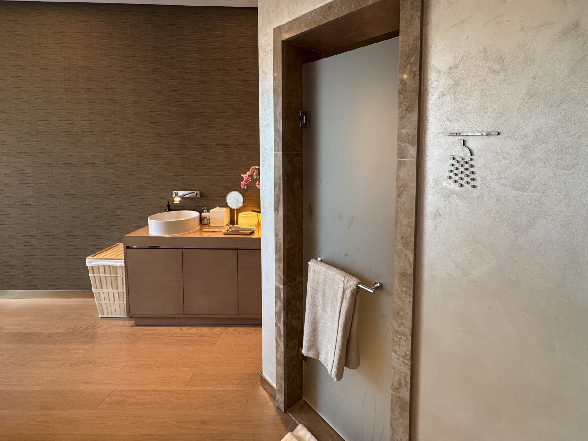 Laguna SPA Business Bay Facilities